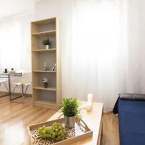 https://frailes-apartments.hotelsinnerja.org