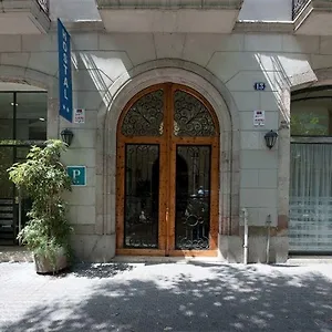 Hostal Centric 2* Barcelona